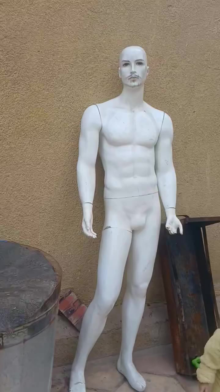 ملكانات عددهن ٧ .تفاصيلهن بلمقطع
السعر ع خاص او اتصل ع رقم المكان بغداد المعامل ***********
