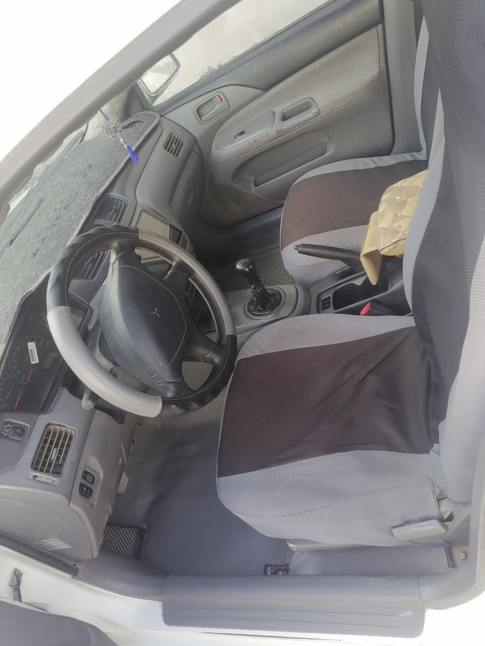 لانسر 2006
كير عادي
محرك 1500  قبق اسود بدون تنقيص او تبخير
كير خير من الله
تبريد فول
تدفئه شغال
بيها صبغ مكانات ابيع حزام
وارد امريكي ضررها جامرولغ امامي ما ماثر المكان. ديالى
السعر 65 بيها مجال قليل
هاتف  ***********
