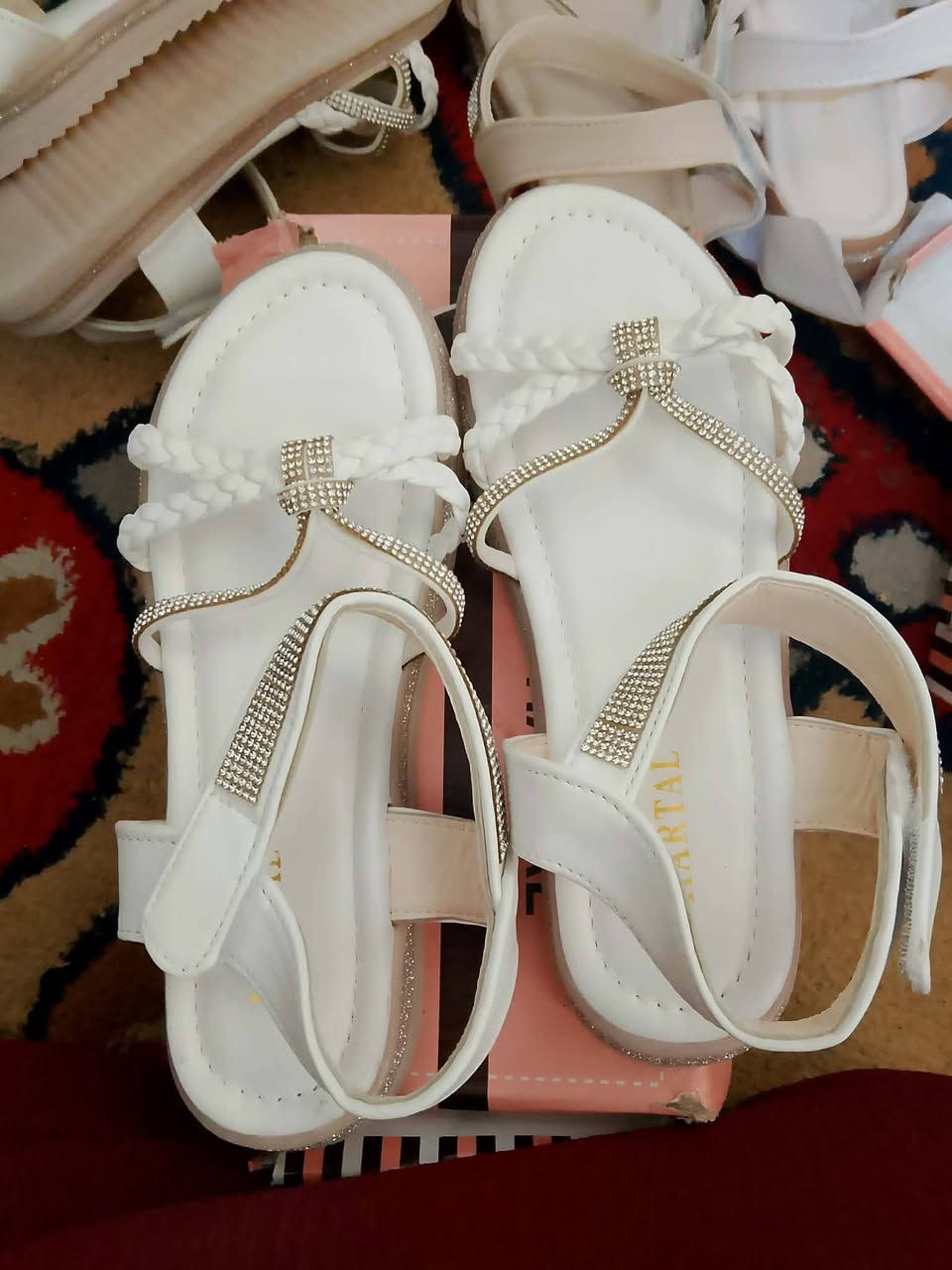 تخفيضات العيد احذيه بسعر جوه السوك الحذاء ب 4 اثنين ب 7 الي تحب تحجز تدخل خاص


**إذا كنت صاحب هذا الإعلان وتريد حذفه لأي سبب، رجاءا أرسل رسالة إلى الدعم الفني**