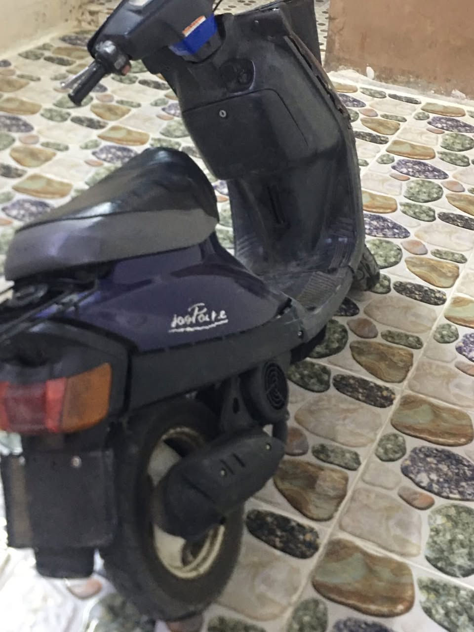 سلام عليكم ياماهه البيع مه كينه بلادي و كابيتر بلادي كلش نظيف مامفتوح محرك سرعه  تايرات جديد بس يحتاج بطارية اكسل برشط مكان كركوك حوريه يم جامع شيخ محمد يم ملعب دولي شورجه سلام عليكم ئه م ماتوره بو ڤروشتنه زور پاكه مه كينه بلاديه كابيترى بلاديه زور سريعه تايكانى تازه يه به س باترى ئه وه ى اكسل به شرته ناونيشان كه ركوك حوريه نزيك مه زگه وتى شيخ محمد 
سعر180وبى مه جال مه جالى تيدايه


**إذا كنت صاحب هذا الإعلان وتريد حذفه لأي سبب، رجاءا أرسل رسالة إلى الدعم الفني**