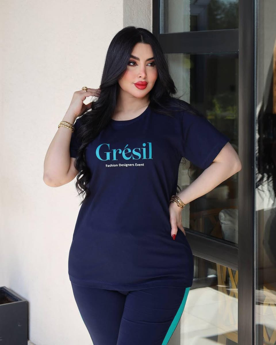 دلعي نفسج مع كولكشن السوتات الجديد! ألوان هادئة، خامات، وقصات تبرز جمالكِ بكل رقة، خلي طلتج دائما "بارزة  وجذابه😍🎀

ديالى_خانقين_مجمع روتانا طابق السرداب_يوجد توصيل داخل خانقين _وجميع المحافظات📍


**إذا كنت صاحب هذا الإعلان وتريد حذفه لأي سبب، رجاءا أرسل رسالة إلى الدعم الفني**