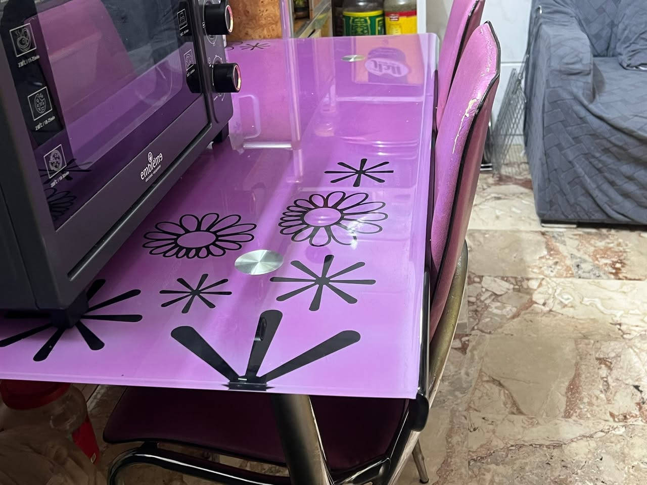 ميز طعام جام ما مكسور كبير مع ٦ كراسي سعر كامل ١٠٠


**إذا كنت صاحب هذا الإعلان وتريد حذفه لأي سبب، رجاءا أرسل رسالة إلى الدعم الفني**