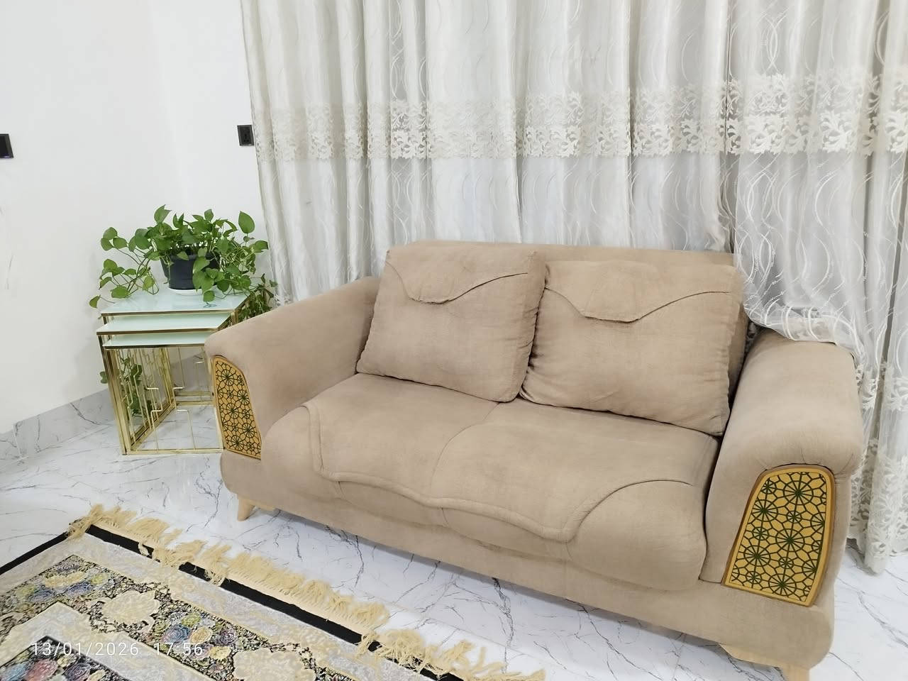 خاص
***********
مزاد عبدالله الجاف 
عنوان خانقين محطه خلف مركز شرطه ازادي
