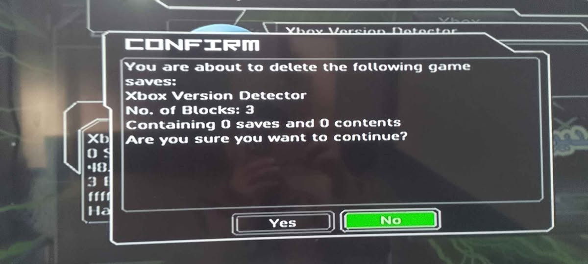 اكس بوكس أورجنال لقديم  وياه تجي يد دبابه وحد وفيشه مجرد بيه عطل بنظام راسلني ودزلك   لفيديو والعابه ماتشتغل ومن اريد شغلهن تطلع هايه لكتابه بيه 20لعبه او اكثر ماتكد بلضبط  يعني بس يرادله هارة   نظامه مالت شرك لاصلي نفسه لحجز  راسلنس واتساب 7813467360 Singapore
