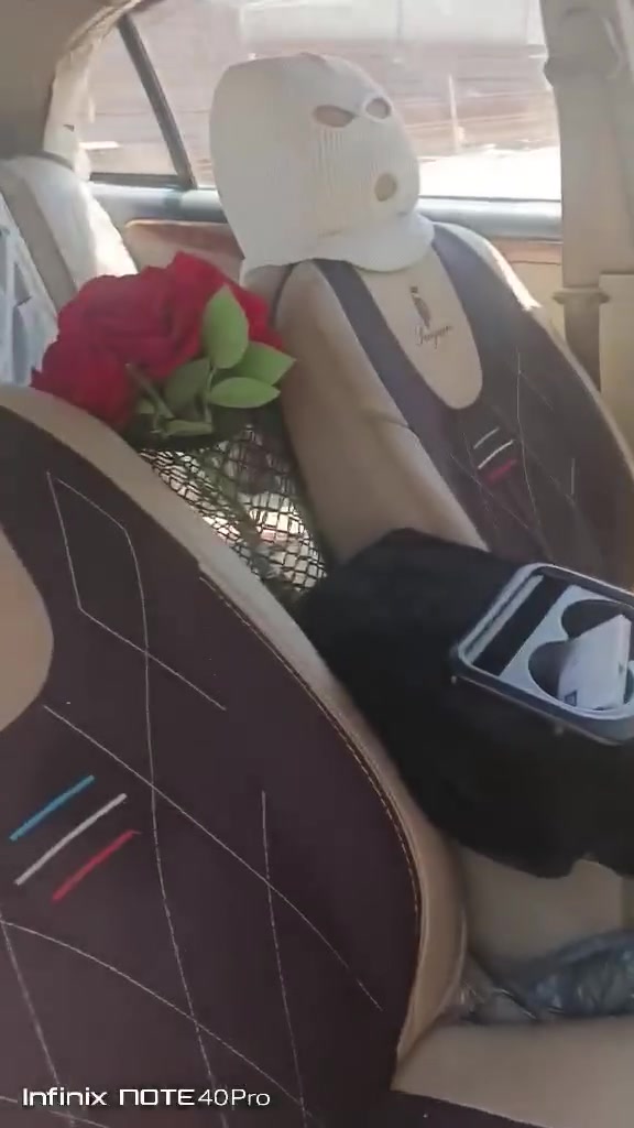 سياره ليفان 620
كابون بيها 
كير شرط مكينه شرط تومااتيك 
مكلف بلنشر اتصل ع صاحبها 
‏‪***********‬‏
