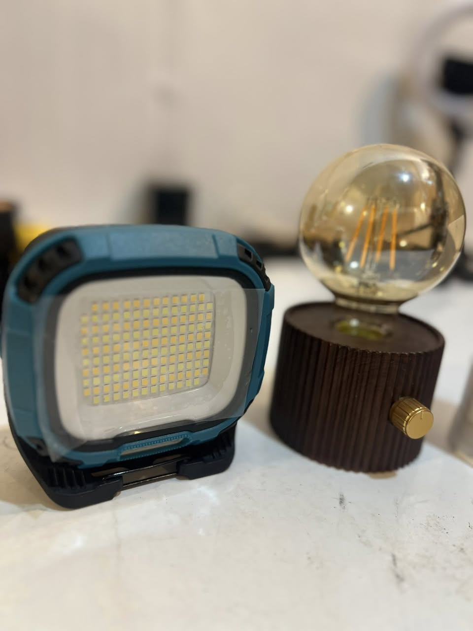 انارات شحن اي قطعه تريده رح يجيك سعره بلتعليقات


**إذا كنت صاحب هذا الإعلان وتريد حذفه لأي سبب، رجاءا أرسل رسالة إلى الدعم الفني**