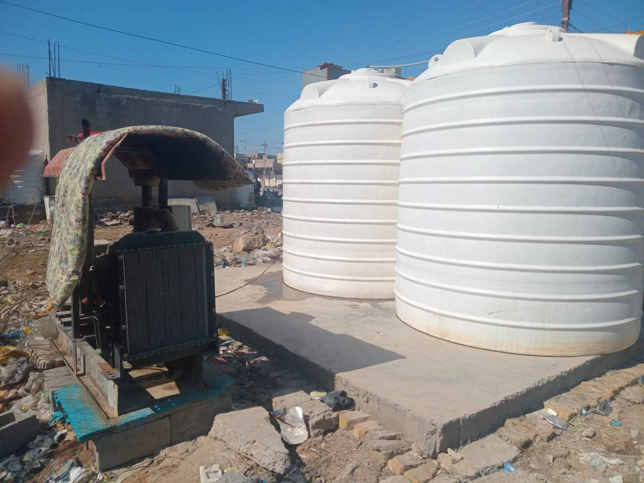 سلام عليكم محطه للبيع استعمل موسم واحد منبرين جديد مواد ابطاله جدد محطه خير من الله وياهه تانكيات ثنين ابو5 واحد ابو3 وثنين ابو  1000ومولد 2700 وميز دبات و مبردات  وماطر خابط واحد و ماطور ترس عامودي محطه كامله مكمله املاح 5 انتاج 1000 بساعه الاستفسار هاذ الرقم ***********وبي واتساب (السلام عليكم ورحمة الله وبركاته)
