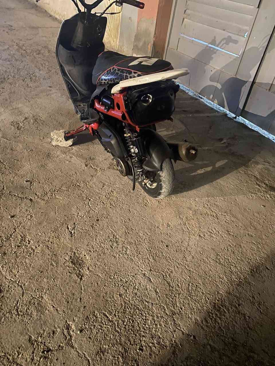 سلام عليكم دراجه ماكس عدله مكينه ٥٥ شلعه معدل كلجات رياضي دبل خلفي رياضي شوته اربع ولفات دراجه لبيع سعر خاص رقمي ***********
