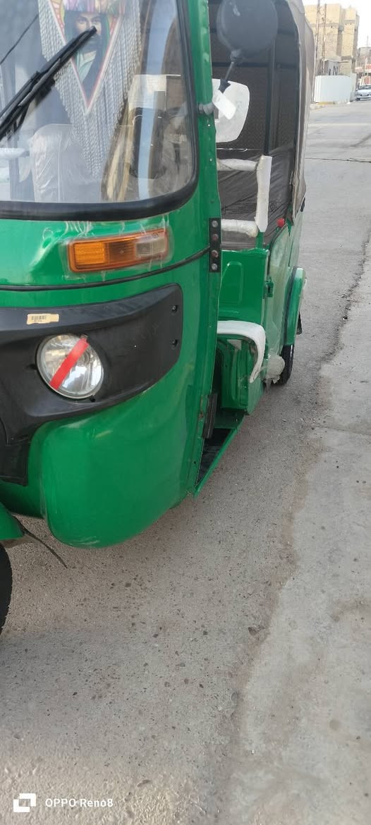 السلام عليكم التكتك لبيع موديل 2021 شهر 12 تكتك مكفوله بس بيه ضربه بل تكمه شي بسيط
مكاني حسينيه الي يريده يخابرني هذه رقمي السعر 8 400 مجال 
***********
