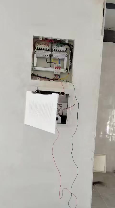 يالله كهربائي متفرغ عمل بؤردات سيطرة تئسيس بؤري زمنز ضاهري تشطيب
هاتف *********** يوجد وات ساب
