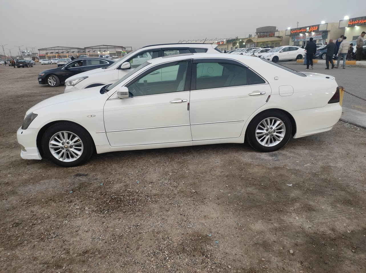 السلام عليكم شاهينه مكفوله موديل2004 اصل البيع السعر160 رقمي ***********
