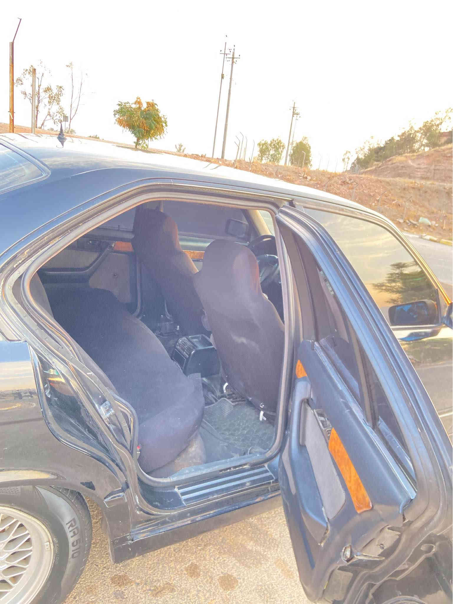 سلاوی خوای گەورەتان لێبێت BMW 525 دیجتەڵ مۆدیل 1993 ئارم پلاستیک هەولێر ئارمو ئەوەلیات بەشەرت دوجام کارەبای قوفلمەرکەزی گێر تۆماتیک کارەبای گشت گیانی ئیشەکات هەموقەلبی مەزبوتو توندو تۆلە ناوخورفەی زۆرخاوێن ماوەتەوە لایت عاڵقە یەک جەمپی پێشی هەیە لای سەیاق بێناو گرتن بێخایس بۆزانیاری زیاتر پەیوەندی بکە ژ.م *********** شوێن کۆیە نرخ45 كويسينجاك
