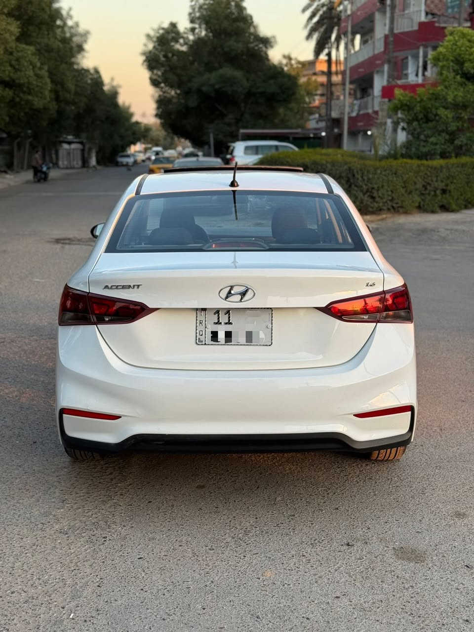 هونداي اكسنت 2020 وارد خليجي
مكفوله من الصبغ والبارد
مواصفاتها 
شاشه كبيره 
سلايت 
تحكمات ستيرن جهتين 
اشاير بالمري
محرك 1600 دوش 
ويل كب 
نظام اي بي اس 
نظام ايكو اقتصادي بانزين 
السياره جديده 
السياره رقم بغداد وباسمي 
السعر 132 
للاستفسار ***********
