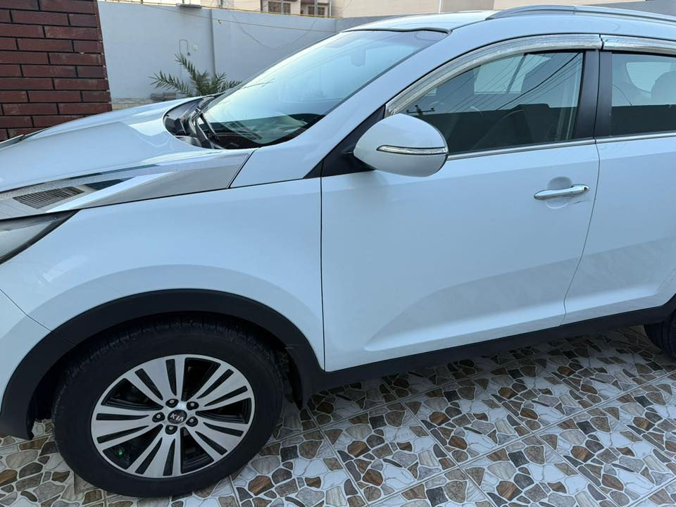 السلام عليكم ورحمة الله وبركاته من رخصة الادمنية المحترمين .
والاعضاء المحترمين
 كيا سبورتج 2015 للبيع اللون ابيض رقم بغداد 
مكفولة من الصبغ والبارد كير محرك مكفول ماشية 117 ال كم 
مكان السيارة بغداد الكرخ 

السعر 163 ورقة 
للاستفسار عل الارقام التالية 

*********** 
***********
