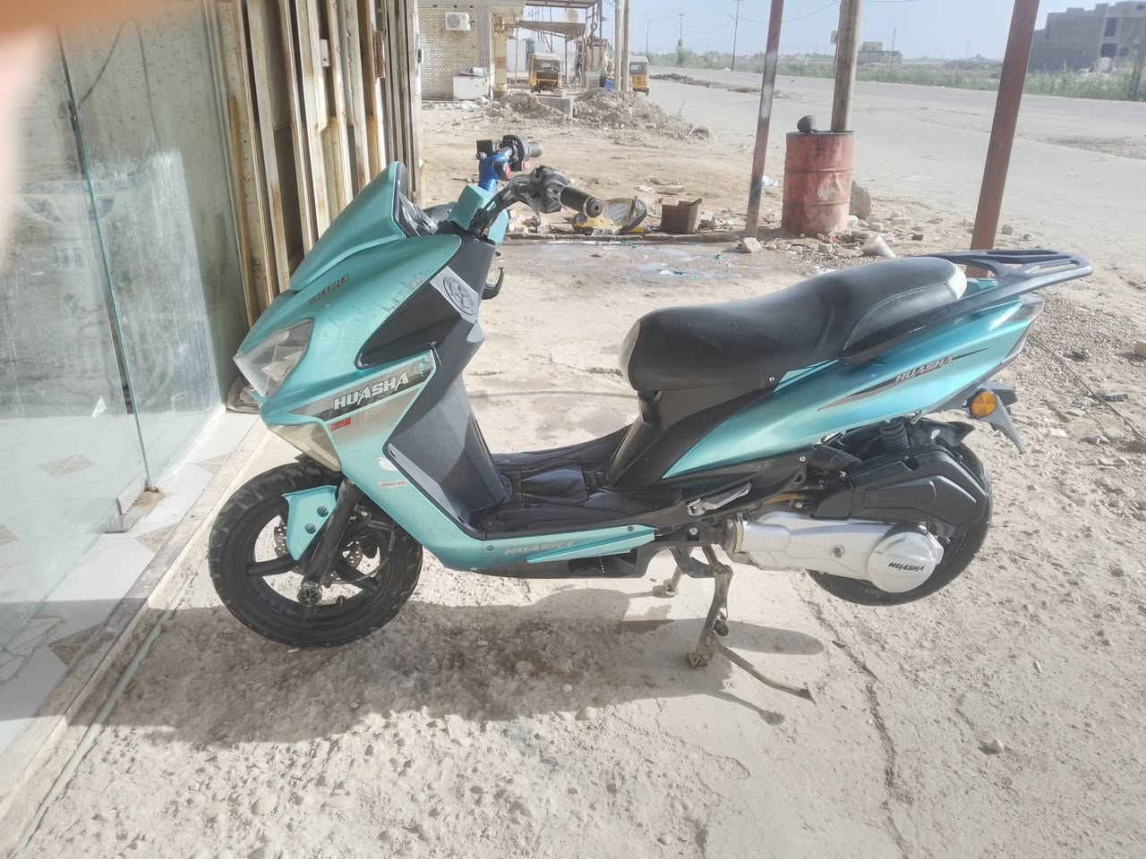 سلام عليكم دراجه سترونك لبيع مكفوله ما مفتوحه كهرباياته كله شقاله مكان قلعت سكر سعر 450وبيه مجال بصيط ***********
