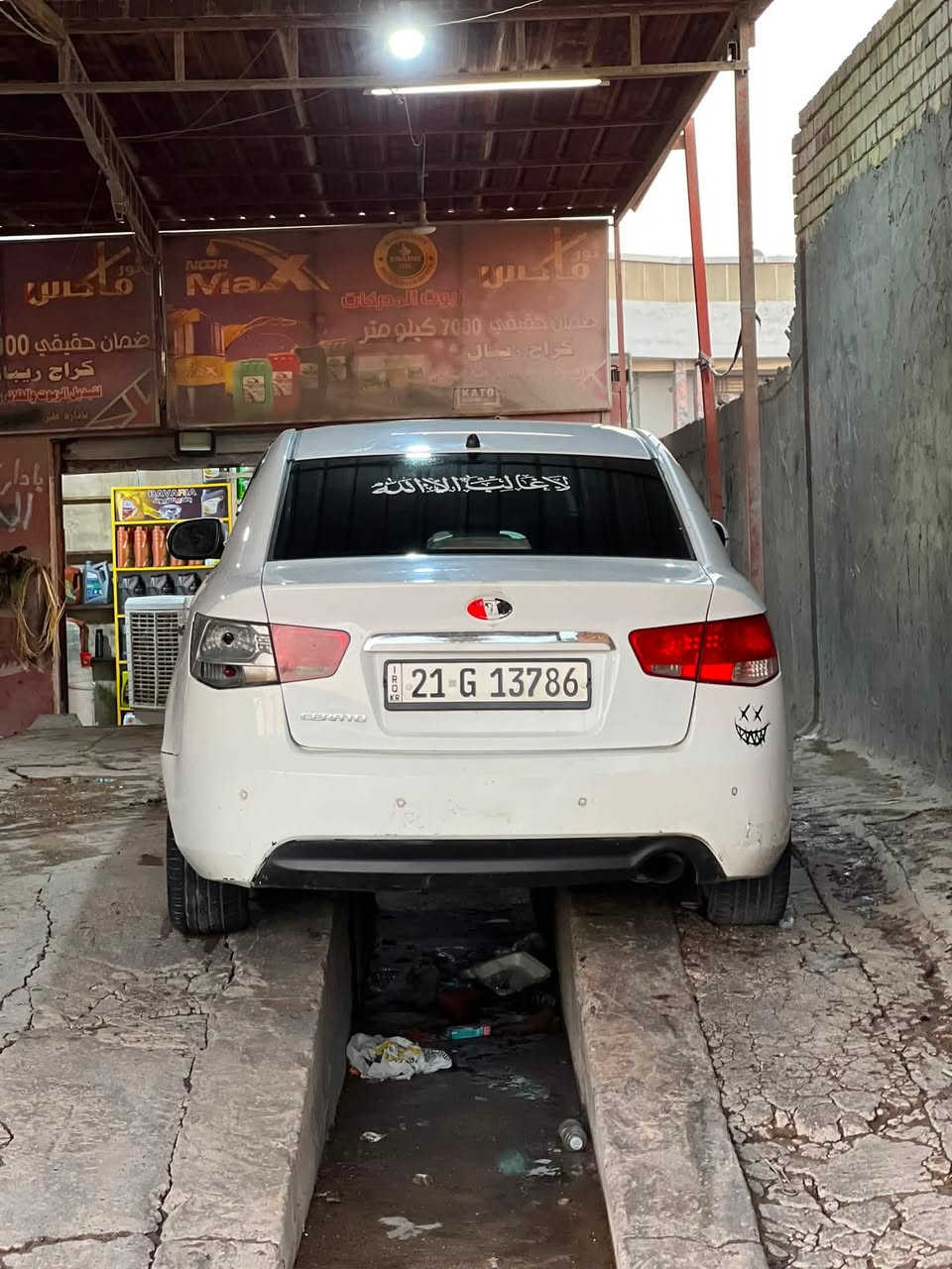 سيراتو مديل 12 سليمانيه وكاله ب اسمي فول مواصفات 4 قطع صبغ سعره مناسب الي يحب يتصل ويدلل ***********
