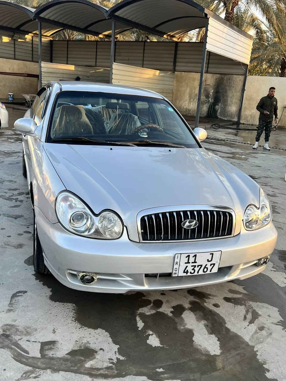 سلام عليكم سوناته وفود ٢٠٠٥ رقم بغداد خليجي سياره اخت الجديده مابيها اي ضربه فقط رش باب السايق اثر شخوط الباقي مكفول ما نقصها اي شي مكينه ٢٤٠٠ خط واحد بانزين ٤ سلندر جام كهربائي سياره ما نقصها ايشي فقط التبريد مالتها راديتر الباقي كله جديد تايرات تخم جديد كدامكم مثل ما موضح بلصوره سعرها ٧٨ وبيها محال بسيط للشراي يتصل ويدلل ***********
