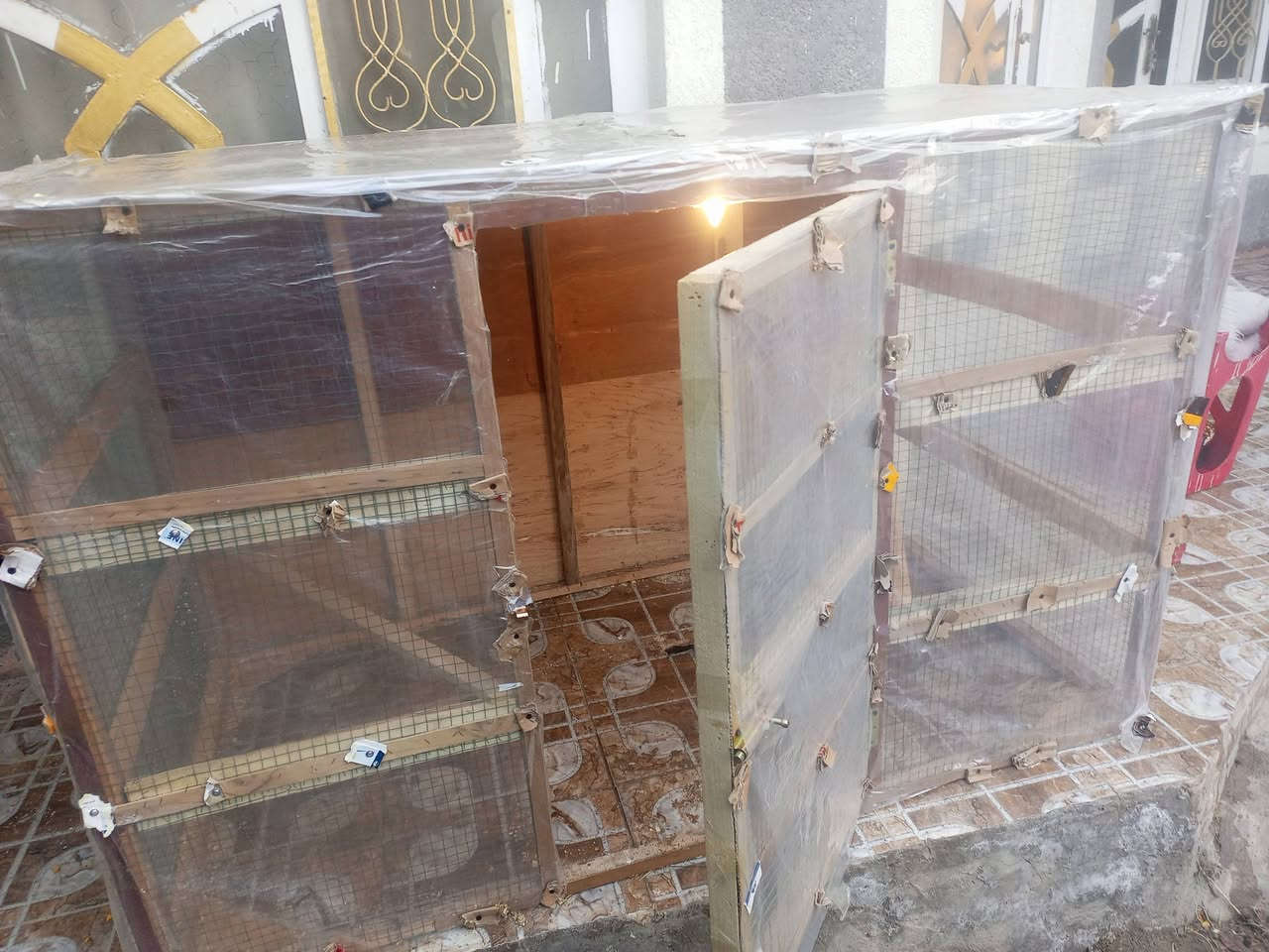 السلام عليكم قفص جديد تسكام نجاره سعره مناسب ***********
