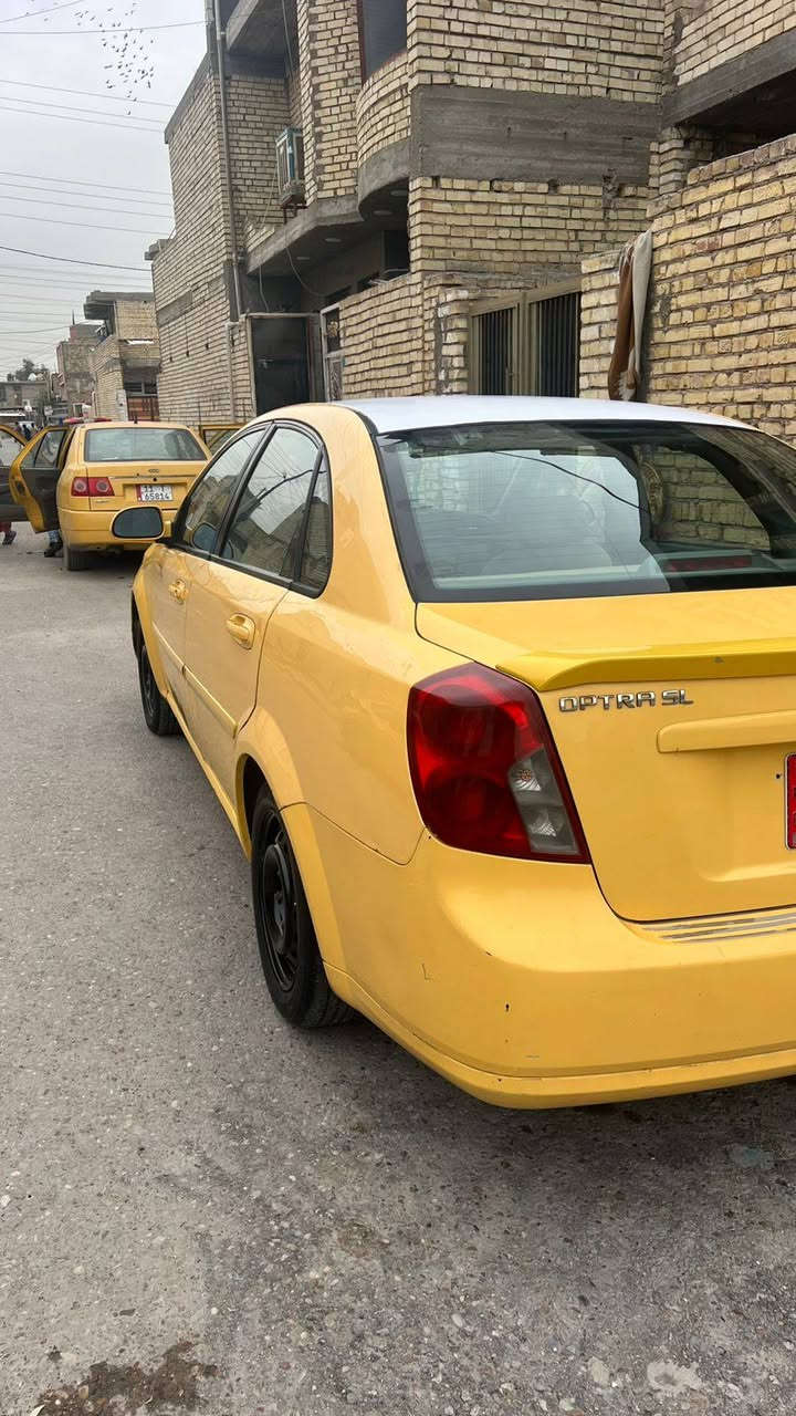 اوبترا 2012 جديدة محرك وكير صدر تخم تاير جديد تبريد ثلج مصفرة نقابة وغرامات سنوية ورقم جديد سيارة كير عادي تحويل مباشر معروضة62وبيه مجال مكاني بغداد الشعب ***********
