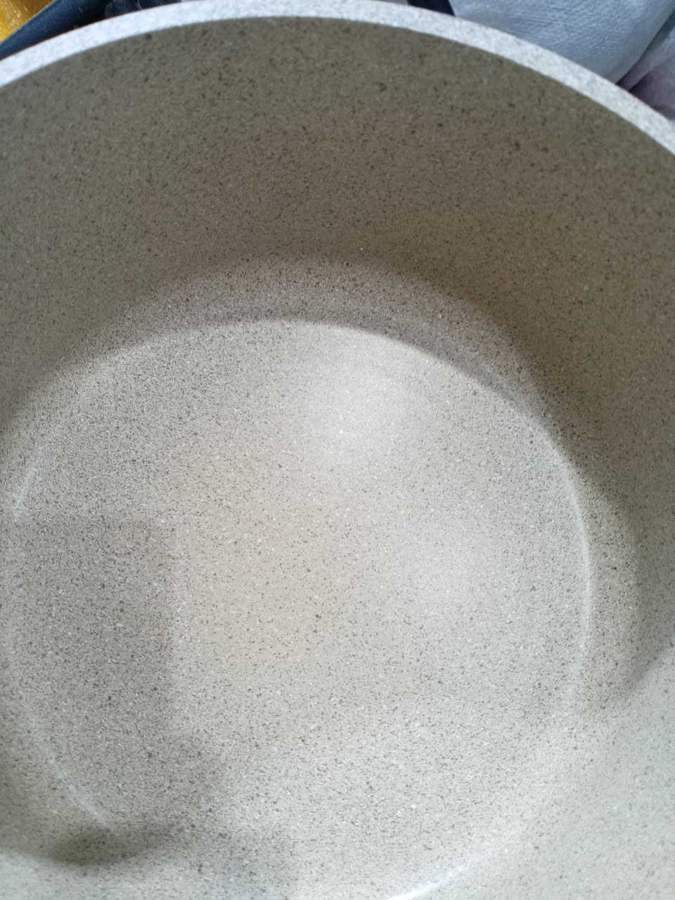 ماركة UCC LIFE الغني عن التعريف جدر ثقيل جدا سميك زيتي غير قابل للصق او الحرق قاعده ليزري يدات سليكون مقامه للحراره العاليه قياس ٢٨ سعر القطعه ١٥
توصيل جميع المحافظات 5


**إذا كنت صاحب هذا الإعلان وتريد حذفه لأي سبب، رجاءا أرسل رسالة إلى الدعم الفني**