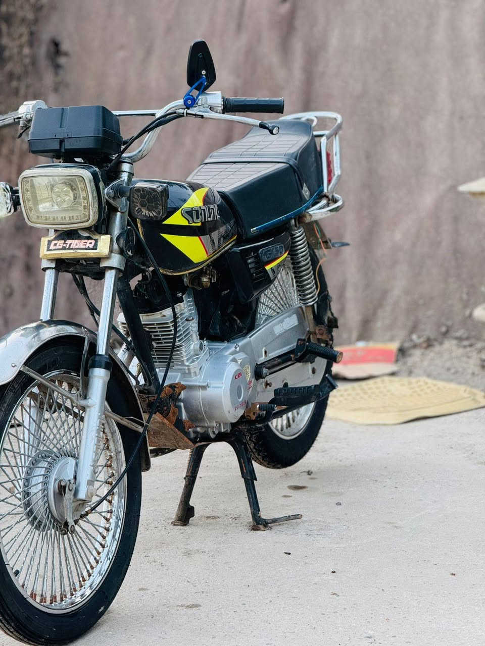 دراجه البيع شاصي موديل 2021 والغراض والمحرك كله 25 مكفوله كفاله عامه كهربايات كله شغاله مكاني حله سياحي الاستفسار ***********
