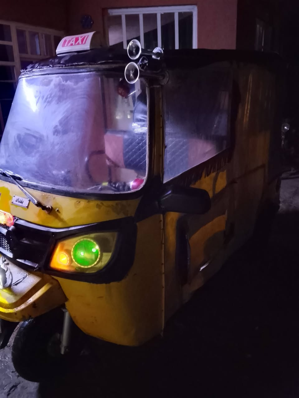 للبيع 2018 بس اوراق بيها ومكفوله من السرقه عنوان بغداد جرف النداف سعر مليون و800


**إذا كنت صاحب هذا الإعلان وتريد حذفه لأي سبب، رجاءا أرسل رسالة إلى الدعم الفني**