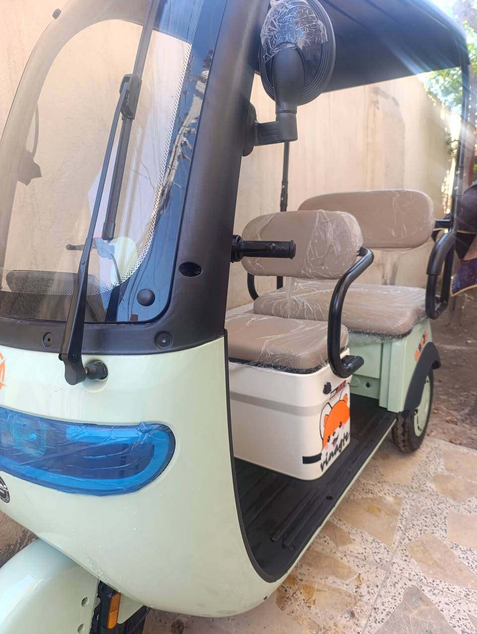 سلام عليكم  تكتك شحن للبيع جديده بلجيس بعدهي حتئ مامشحونه طلعته وريد ابيعه اب مليون 650   الشراي يتصل *********** مكاني كربلاء طوريج
