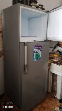 الخمسه كيلو • ثلاجه ١٦ قدم • مستعملة سنة