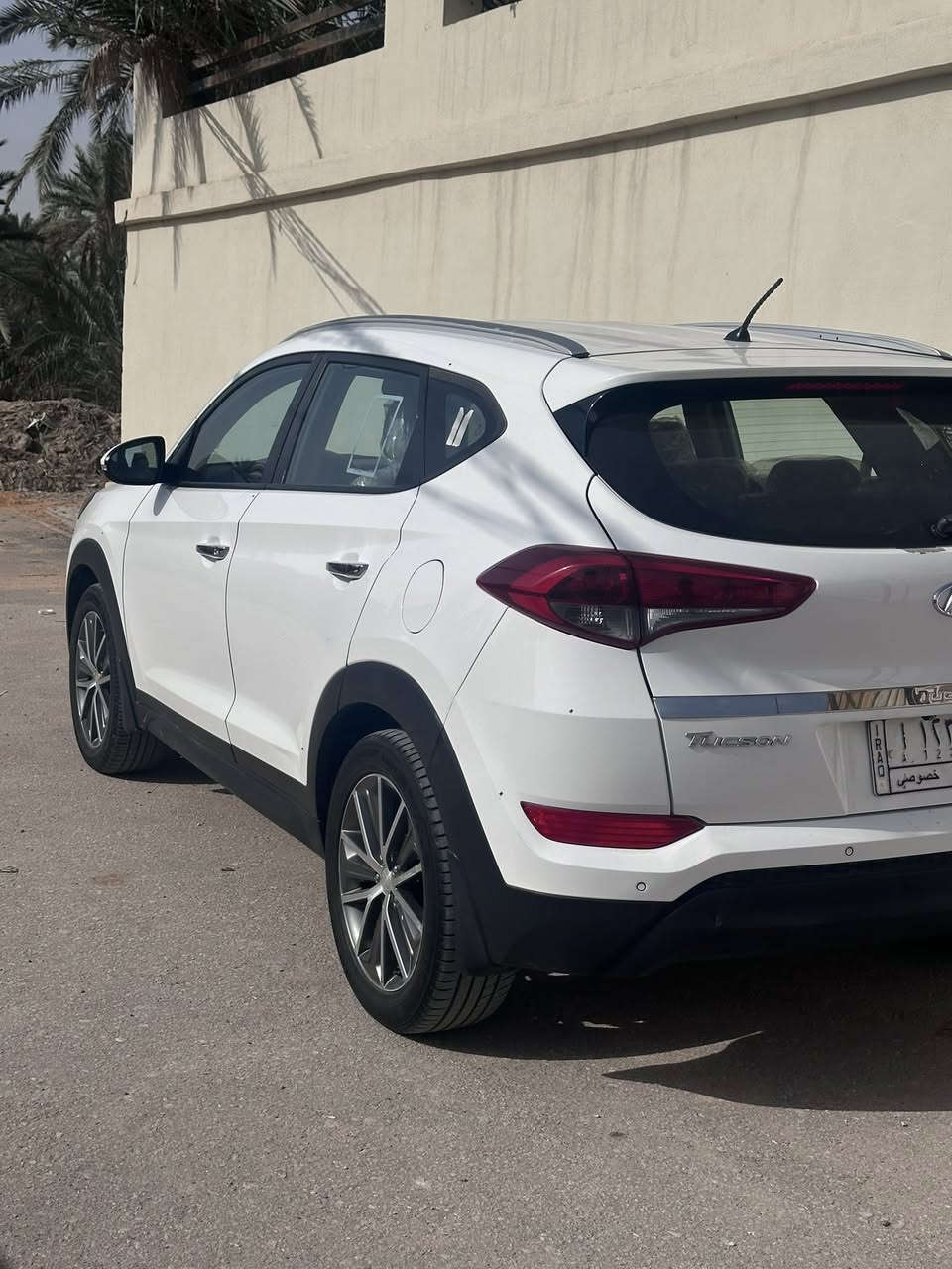 توكسان خليجي موديل 2017 بيها صبغ صوب اليمين التفاصيل موجودة بالصور
محرك مجفت بالجديد
تبريد العام مبدل منظومه كامله 
كاميرا وحساسات 
شاشه ودرايف مود وباقي المواصفات الاعتياديه
السيارة جاهزه
ماشيه 200 الف كم 
رقم نجف سنوية مجددة
باسمي السياره 
السعر 152 
مكانها في النجف 
للتواصل 
***********
اتصال مع واتس اب
