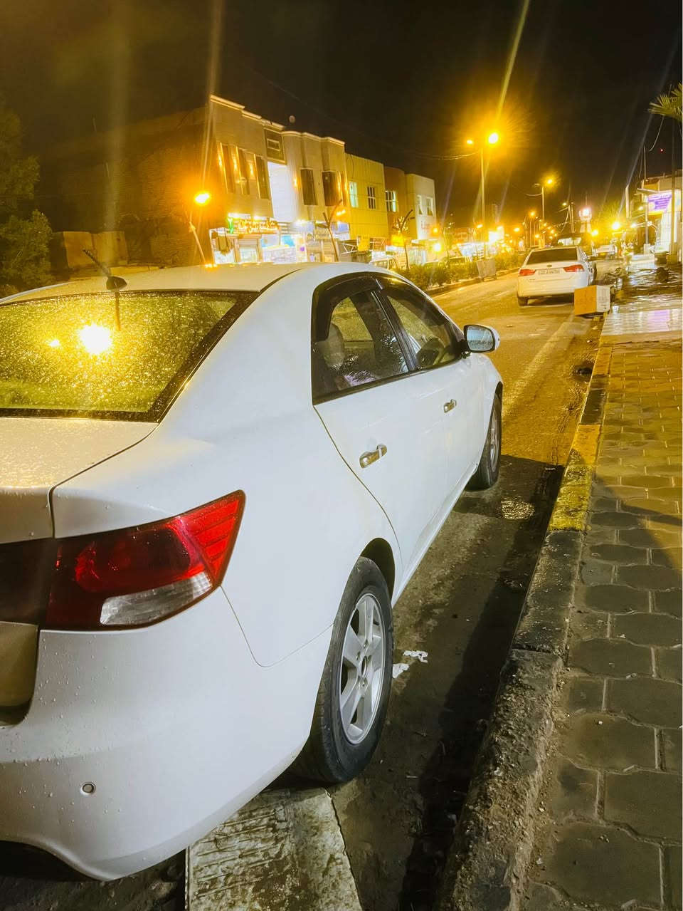 سلام عليكم

سيراتوو موديل2011 رقم سليمانيه دولي سنويه ل 2027

تريد تحويل تريد وكاله حاضر سياره خير من الله مال بيت كير محرك مكفول تبريد تدفأه صدر حداديه خير من الله كله جديد الف م تصرف عليه بيه ضربه جاملغ جه السايق تجي وتشوف بعينك سياره نضيفه مال بيت مكاني بابل

السعر103وبيه مجال بسيط 

*********** المحاويل, بابل
