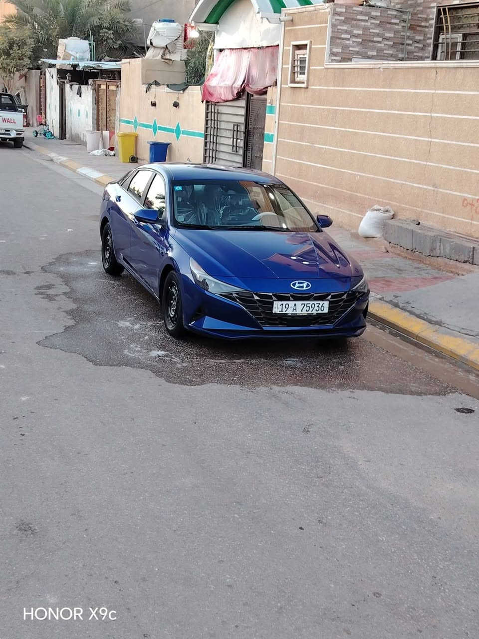 السلام عليكم
النترا موديل 23 حرة بأسمي رقم كربلاء دولي ترقيم جديد وهزة جديدة
وارد أمريكي (كلين تايتل) بدون حادث فقط جاملغ امامي
مفتوح بأمريكا لغرض الدخول وشديته هناا بلعراق السيارة
ليبل واحد 
حجم المكينة 2000 دوش
مكفوله من (گير_مكينه_حداديه_تخم تاير_تبريد......)
مواصفات فول عدا الفتحه
رادار امامي
لايت زنون
بصمه
تشغيل عن بعد
توقف ذاتي
وبعد هواي مواصفات ماذكرتهن
سعر السيارة 165 مع مجال بسيط
مكان السيارة كربلاء
للتواصل
***********
***********
  ملاحظة/صور السيارة بويل عادي +ويل كب
يعني موجود ويلها الأبلادي
