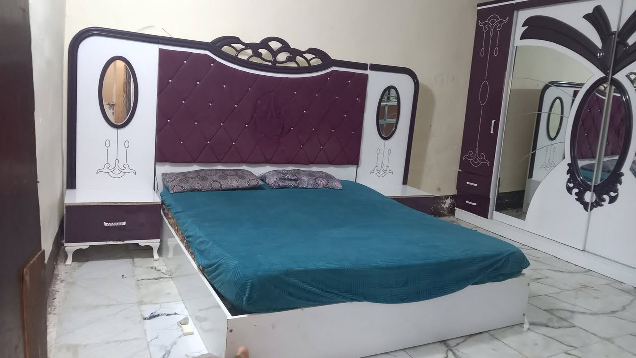 سلام عليكم غرفة تركي ضخمة للبيع ٦ قطع بسعر ٢٥٠ بيها ضرر بسيط للاستفسار اكثر خاص


**إذا كنت صاحب هذا الإعلان وتريد حذفه لأي سبب، رجاءا أرسل رسالة إلى الدعم الفني**