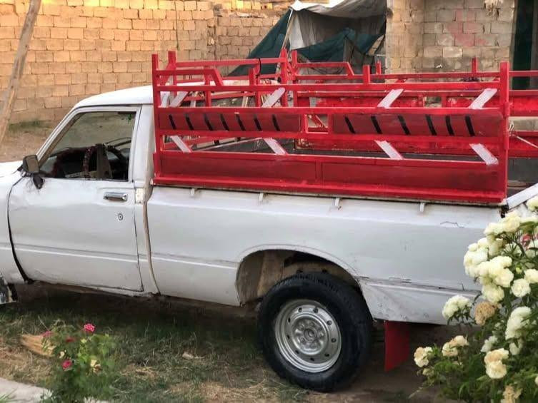 بكم 80 للبيع 
مسجلة رقم نينوى وكالة 
الكشر شوف العين 
محرك وكير خير من الله 
السعر 20 ورقة وبيها مجال حك الجية 
العنوان الشركاط الساحل الأيسر اسديرة وسطى 
***********
