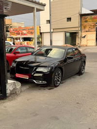 كرايسلر 300s • ٢٠١٨ • فول مواصفات