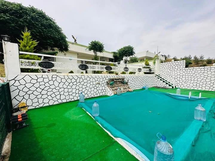 مەزرەعەیە بۆ فرۆشتن
‏‎شوێنێکی بڵندو خۆشی هەیە
‏‎ڕووبەر - 900مەتر 
‏‎شوێن - کۆڕێ _شیرسوارە📍

‏‎مسبح تیدایە
‏‎۳حەدیقەی هەیە
‏‎گراج سیارە 
‏‎خانوو پیکهاتووە لە دوو نۆم و هۆل و دیوخان ومەتبەخ
‏‎کارەبای نیشتمانی  هەیە
‏‎ئاوی هەیە
‏‎کامل ناو مالی لەگەڵ دایە

‏‎بۆ زانیاری زیاتر پەیوەندی بەم  بکەن
☎️***********

‏‎ئەزموونێكی پڕ لەمتمانە:: ‎✅ #_عەقارات_باغی_ئاژگە

‏‎ئەگەر هەرموڵکێکت خانوو_دووکان _مەزرەعە هەیەـــ بینێرە بۆ پەیجەکەمان ئێمەش بڵاوی ئەکەینەوە بە باشترین و جوانترین شێواز

‏‎‏‎‏‎#كرين_فرۆشتنى_مەزرعە
