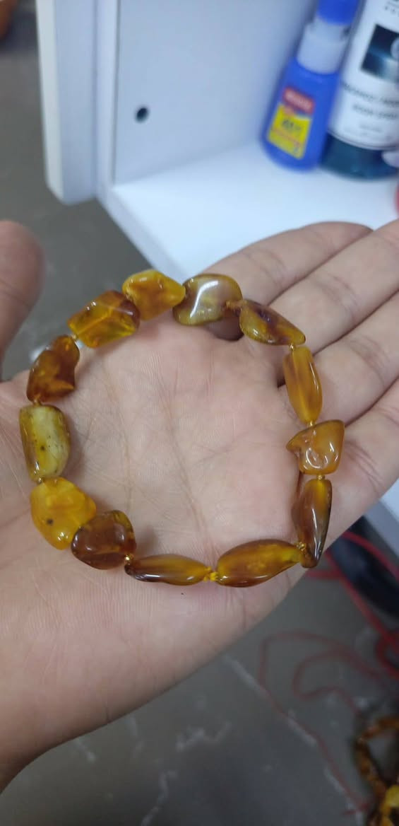 اسوارات كهرب حر طبيعي اصليات للبيع كل قطعه وسعرها حسب وزنها


**إذا كنت صاحب هذا الإعلان وتريد حذفه لأي سبب، رجاءا أرسل رسالة إلى الدعم الفني**