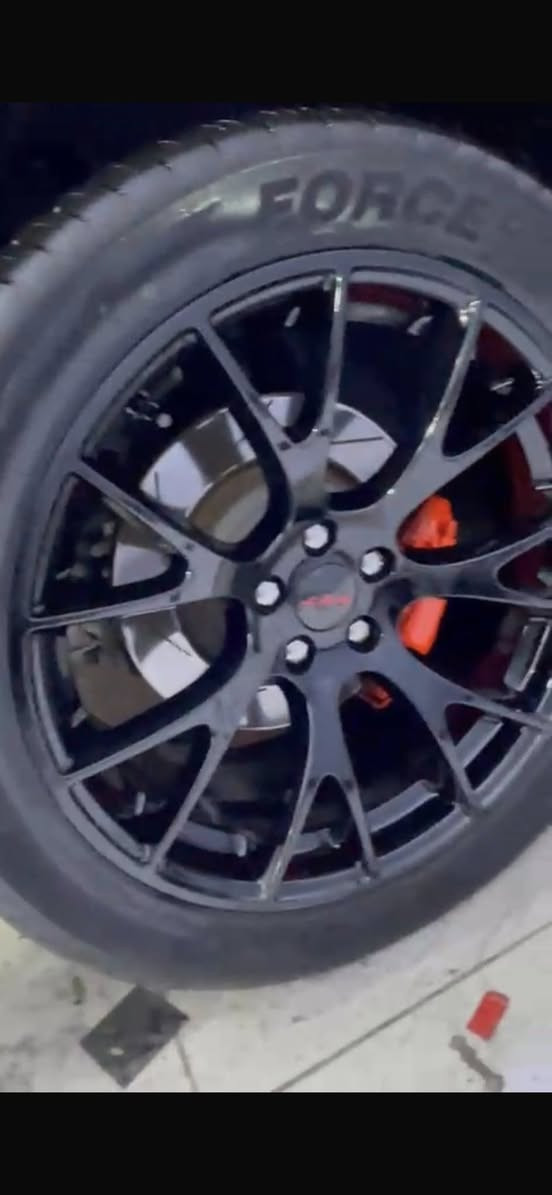 سلامو عليكم تخم ويل سكات باك ٢٠بدون لحيم بدون عواج شرط مابي اي عيب  للبيع او مراوسه سعر ٣٢٥
رقمي *********** مكاني كركوك
