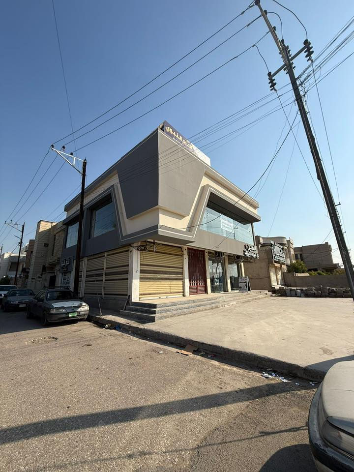 السلام عليكم
عمارة للايجار 

محل + طابق ثاني مفتوح 

المحل ٤٠ متر

الطابق ١٨٠ متر 

العنوان سايدين كركوك بجانب كلية التمريض نينوى و اللجان الطبية

للتواصل 

***********

***********

ملاحظة الكافتريات و مطاعم لا يؤجر
