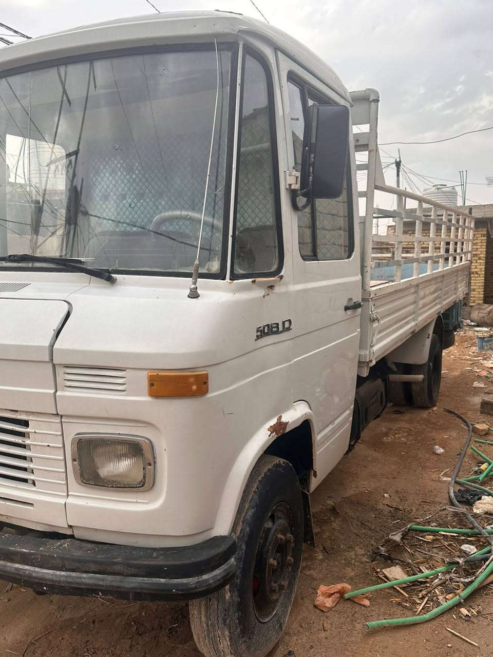 السلام عليكم اخرس للبيع موديل 81 ماكينه لا صرف ولا بخار ستيرن باور بريك هوا اكشن دبه مكاني نجف مكلف بالنشر رقم راعيها ***********
