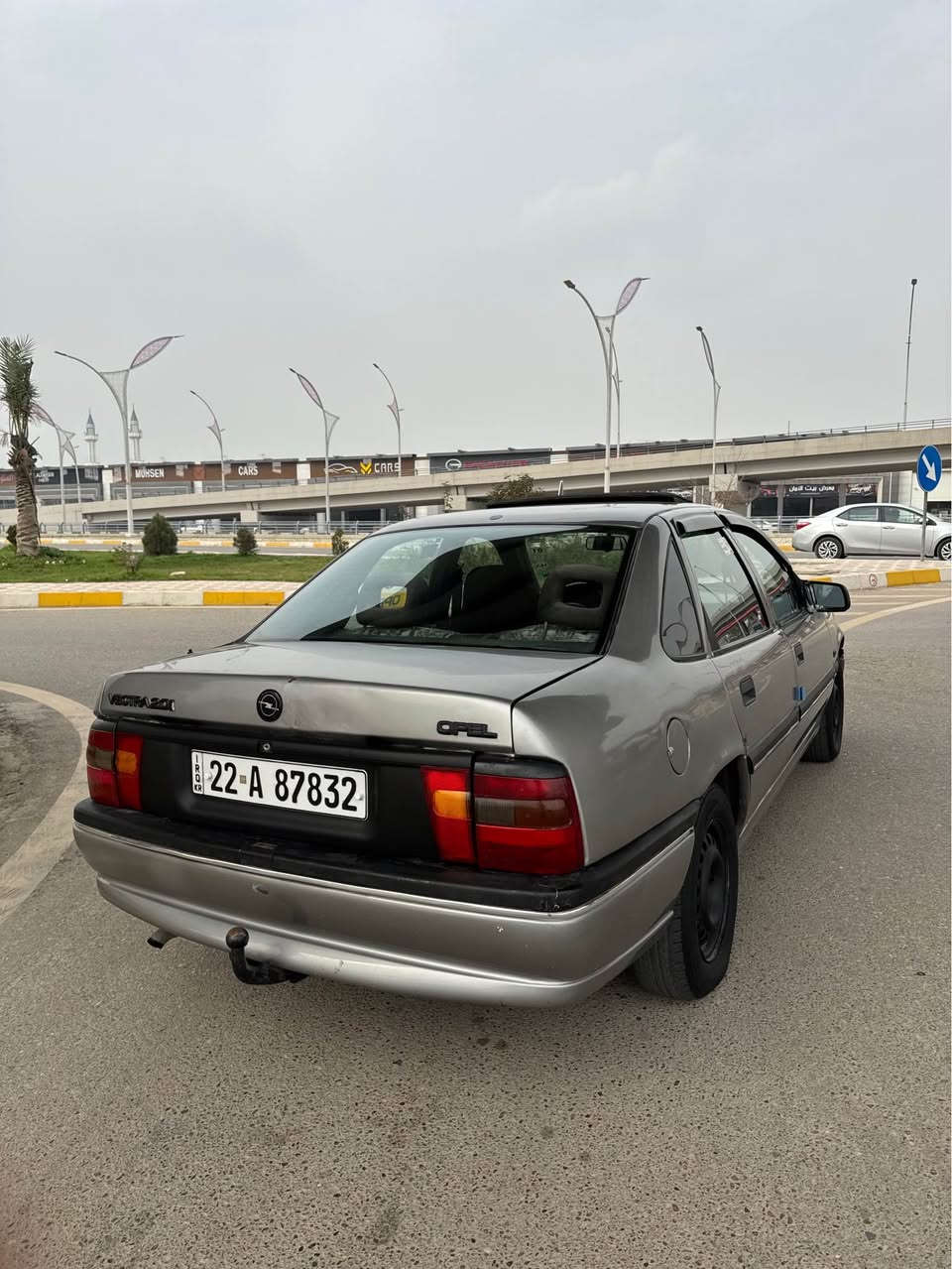 اوبل فكترا 
محرك 20 
موديل 1993
كير اوتوماتيك 
السياره بدون حادث بس صبغ جماليه 
سلايت كهربائيات كلا شغال 
السياره ABS
رقم اربيل سنويه هزه جديد لحد 2030 
تحويل وكاله شرط ثاني يوم 
رقم *********** كركوك, العراق
