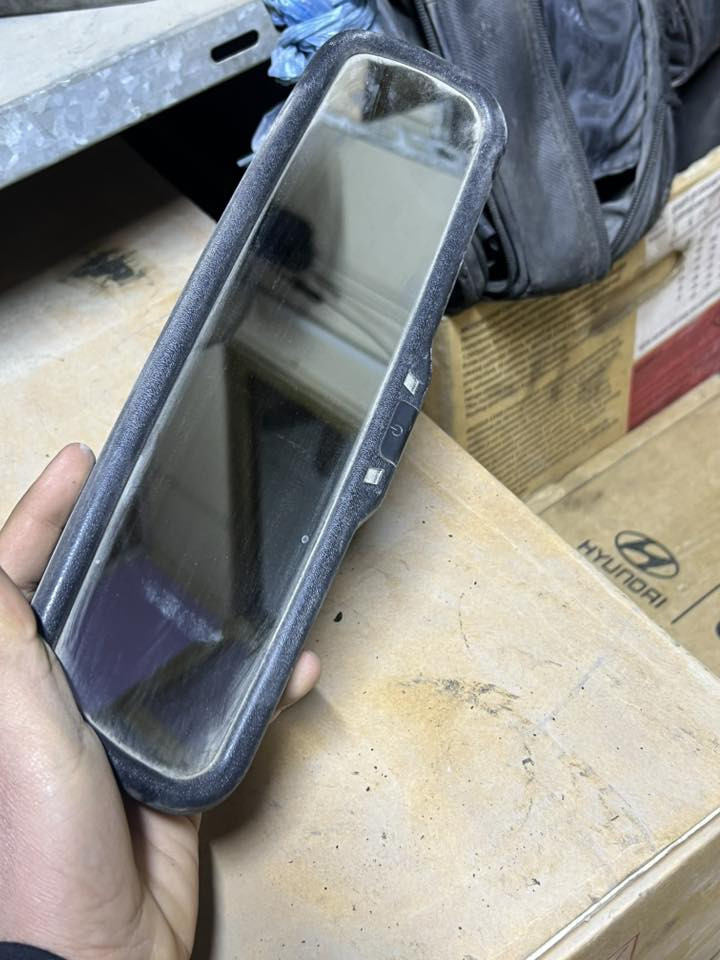 سلام عليكم هاي المرايات للبيع يمكن بيهن كوري وهيج شي والباقي مادري مال شنو شوف الي يعجبك وبيش يفيدك تعال آخذهم مكاني بغداد


**إذا كنت صاحب هذا الإعلان وتريد حذفه لأي سبب، رجاءا أرسل رسالة إلى الدعم الفني**