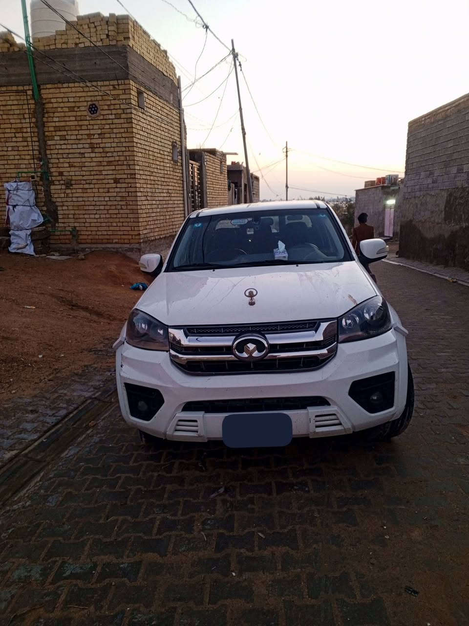 للبيع كريت ويل 2023رقم قادسيه نكليزي مداور ثاني يوم محرك وكير شرط تخم تاير كهربائيات شغاله حداديه جديده 
مكفوله من الضربه والتبديل ما غير البارد الي محدد بل صور والعين مبدله 
مكان السياره النجف الاشرف 
السعر115  خابرني وتشلع عيوني 
***********
