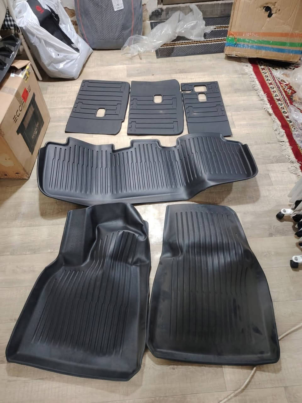 سلام عليكم تتوفر لدينا ارضيات تسلا y موديل 2024-2025
طخم ارضيات كامل للسيارة توجد كمية محدودة 
للأستفسار.. يوجد خدمة توصيل داخل بغداد
***********
