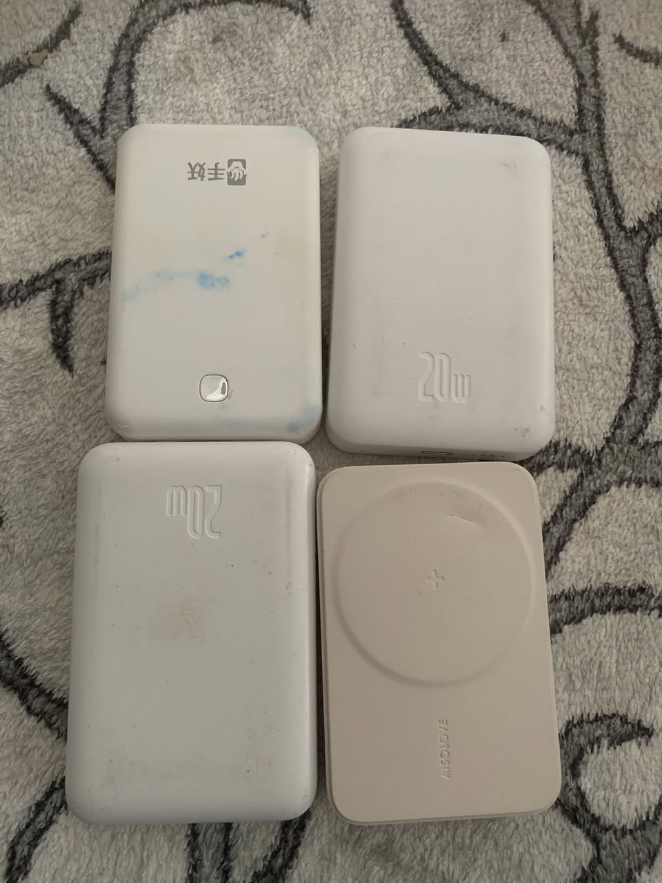 باور بانک 10000ma
وایرلیس 40 الف مع توصیل

توصیل متوفر


**إذا كنت صاحب هذا الإعلان وتريد حذفه لأي سبب، رجاءا أرسل رسالة إلى الدعم الفني**