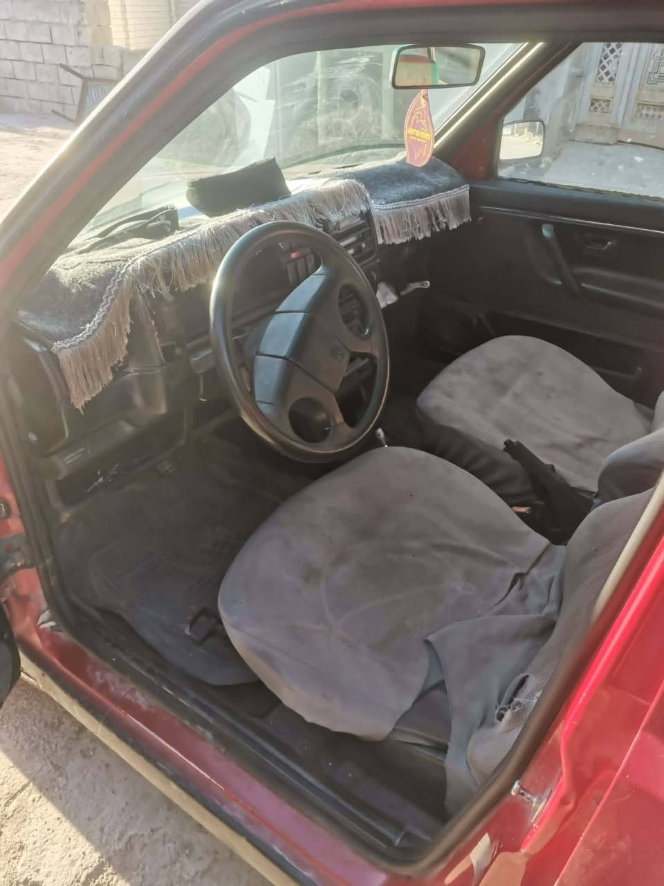 كولف موديل 1991رقم بغداد سنويه كارتوني بدون كمرك شرعي ابكركوك كوبون بانزين موجود كير اوتو محرك بي تبخير شراب يتصل 
***********
