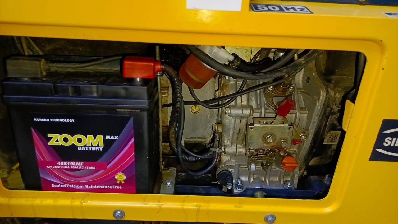 للبيع مولده كيبور كاتم باب أول شركة النجوم  40  أمبير
حيل نظيفه مامفتوح بيها برغي 
باتري جديد تشغيل نكره سلف 
شرط وضع شركه السعر 650 ألف
وبيها مجال بسيط  
***********
***********
