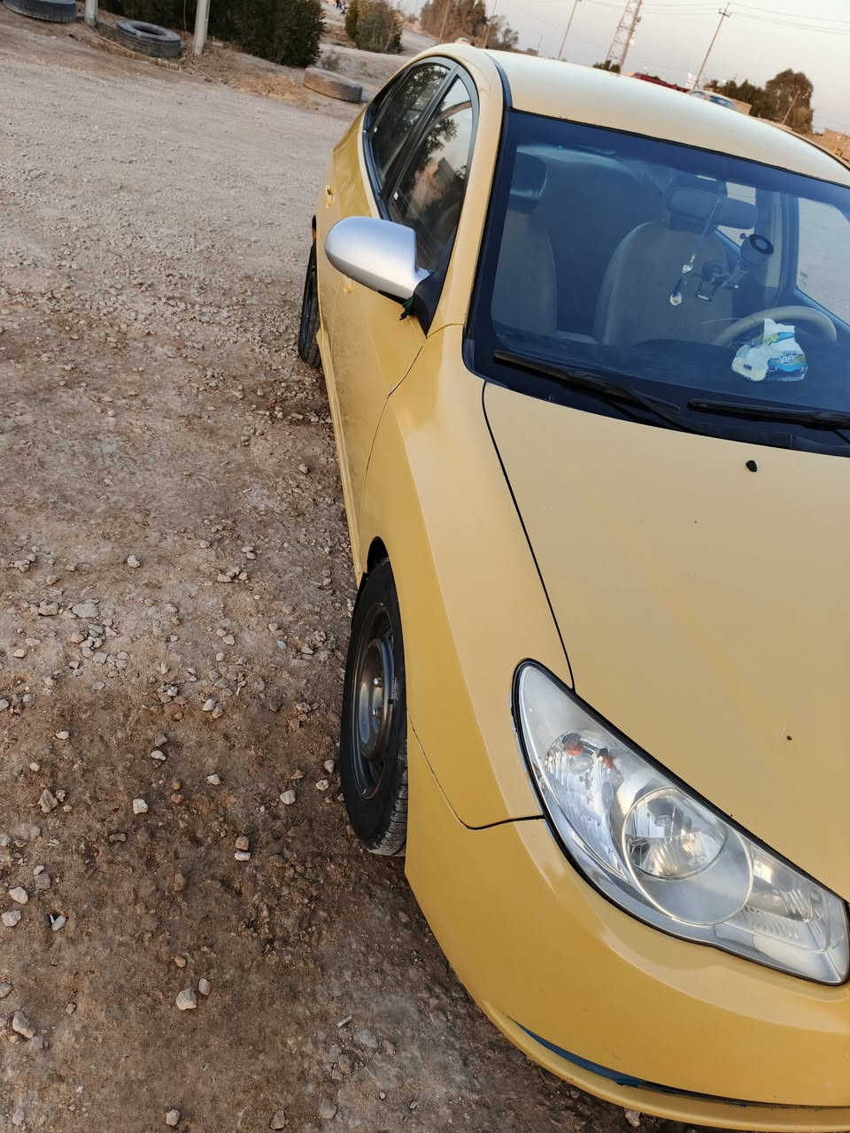 سلام عليكم سياره النترا موديل 9خليجي مكينه 2000 بسمي ضربتها چاملغ الگدام سعر85 مكانها الرميثه ***********
