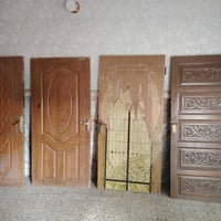 بيبان خشب نفس صوره نضيفات سعر 100 قفل لي يريدهن موجودات بغداد الشعله 0...