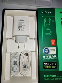 شاحن انفنكس • شحن سريع ٣٣ واط • مع سماعة