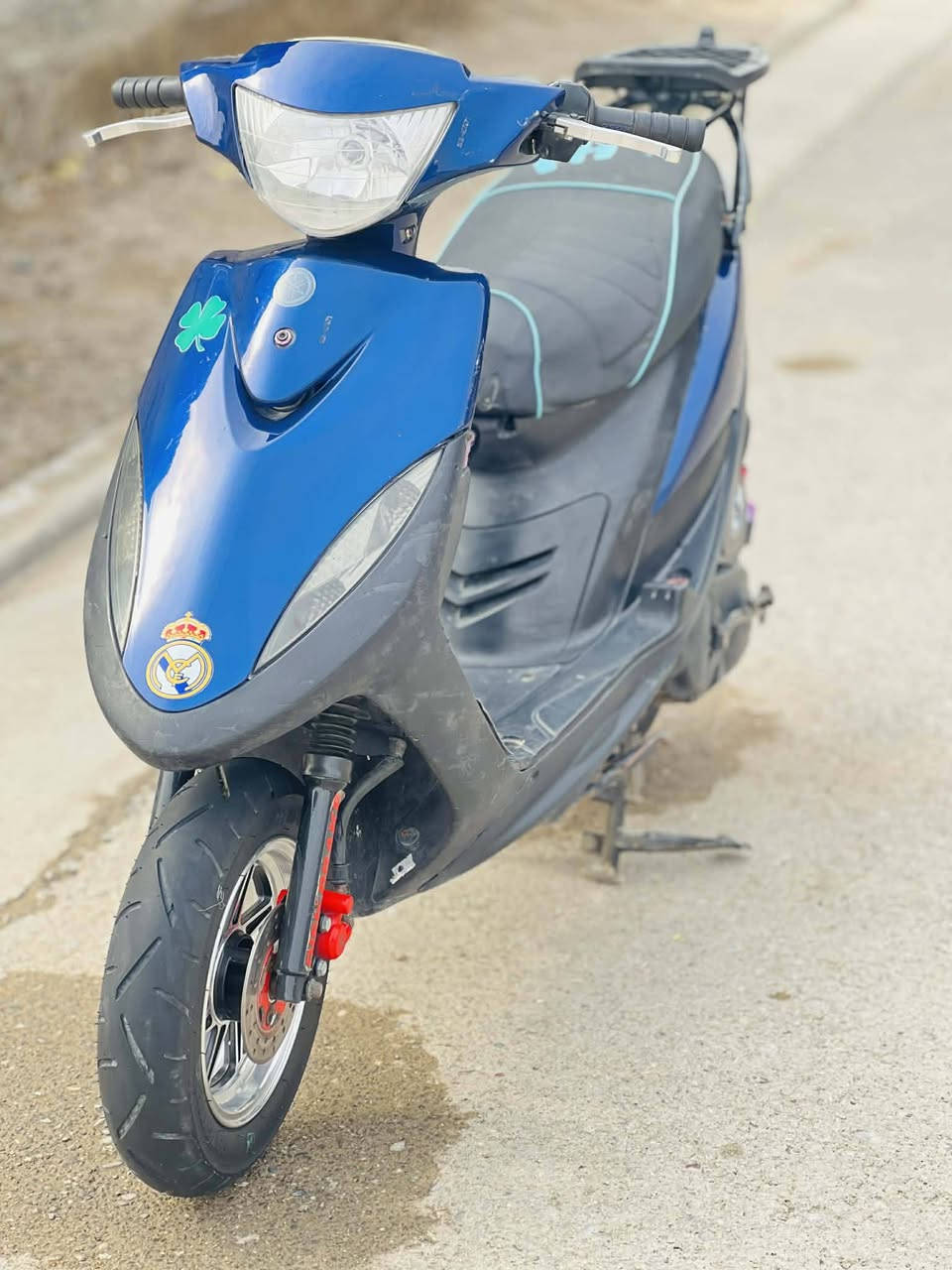 سلف هندر كهربائيات الكل شغاله لايت عالي ناصي صطب لايت كيك سرعه كلشي شغال  صلنصه اف ام تزويد تايرات تخم جديد وياله نجمه كاسحه  دبلات  دبل خلفي مزود  جدد كلشي بيه جديد مال جنى شلعه معدل نكره سلف السعر( ٥٧٥) وبيه مجال للشراي
الموقع بغداد جسر ديالئ فلكه سلمان باك
***********
